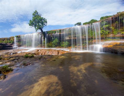 Diengdoh Falls/ Mawsawdong Falls, Sohra, Meghalaya, India. 4005 x 3120 - #photography #beautifu ...