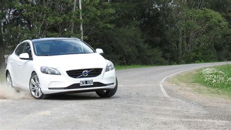 Crítica: Volvo V40 T4