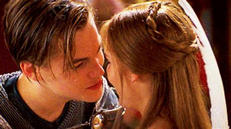 Romeo And Juliet Kiss GIFs - Find & Share on GIPHY