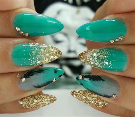 Green Gradient Nail Designs: 8 Stunning Ideas for Lush and Lovely Nails