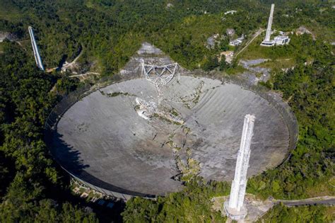 These photos of the Arecibo Observatory telescope collapse are just heartbreaking | Live Science