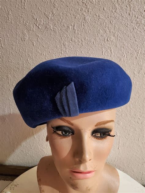 ladies vintage BERET hat, French hat, Made in France, Velvet hat, blue ...