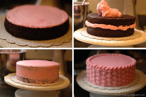 i heart baking!: pink hello kitty cake