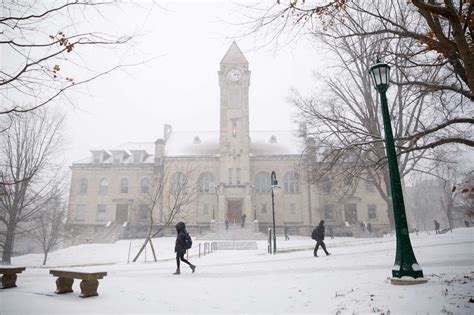 Indiana University campus blanketed by snowstorm - James Brosher ...