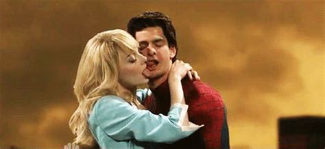 Andrew Garfield And Emma Stone Kiss Gif