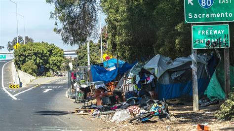 Vendors Flee San Francisco Farmers Market as Drug Addicts and Homeless People Take Over the ...