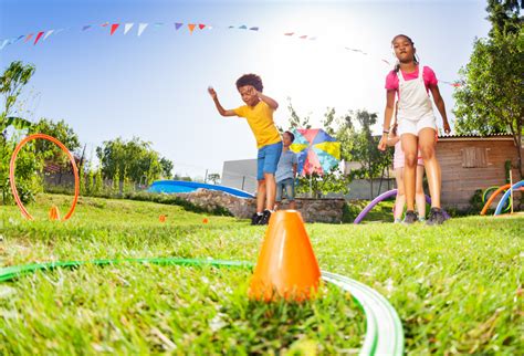 25 Excellent Outdoor Games for 4 - 5 Year Olds - OhMyClassroom.com