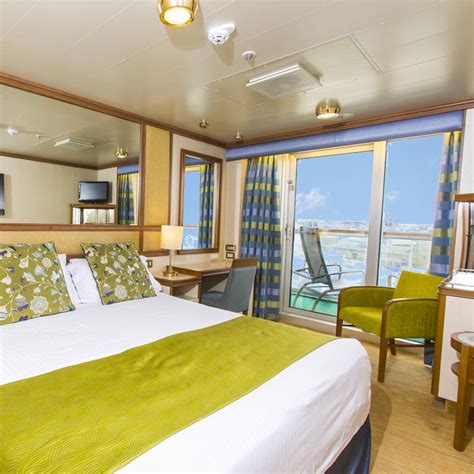 Cabins on Azura | Iglu Cruise