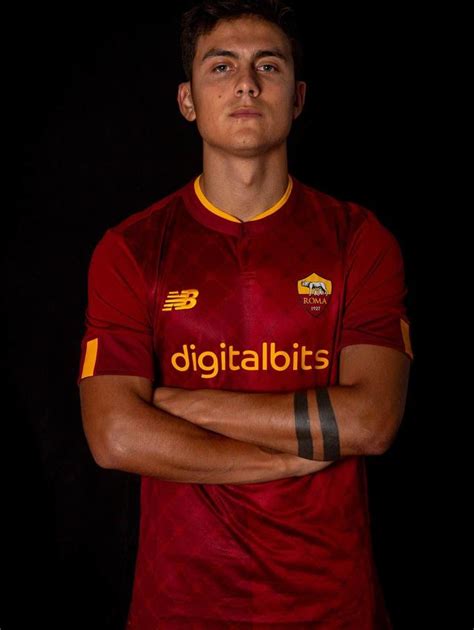 Gallery: 15 great shots of Dybala in the Roma kit! - AS Roma