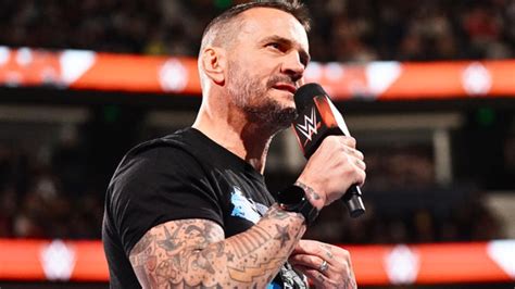 Why WWE Hall Of Famer Mark Henry 'Loved' CM Punk's Raw Return Promo