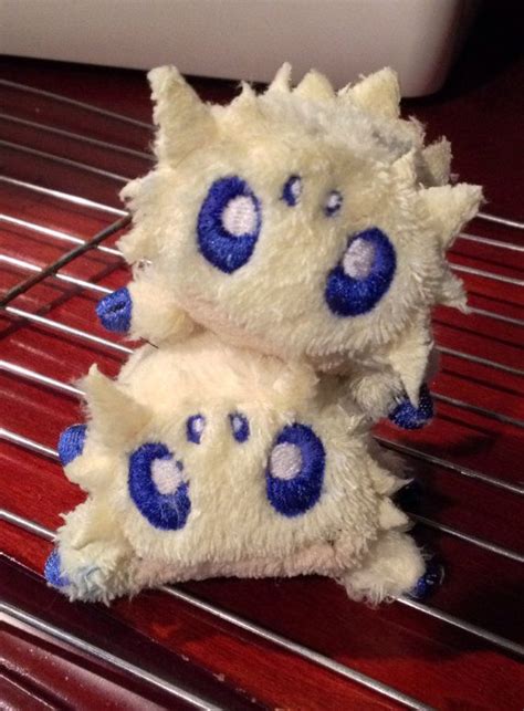 Pokemon Joltik plush by ApacheSews on Etsy, $50.00 | Pokemon dolls, Pokemon merchandise, Pokemon