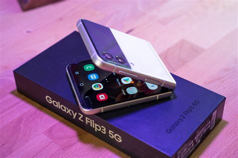 Android 12 is giving Samsung Galaxy Z Fold 3, Galaxy Z Flip 3 owners a ton of problems - Phandroid