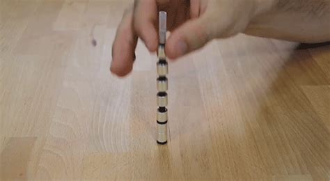 Polar: A Fun Modular Pen Made of Powerful Neodymium Magnets | Colossal