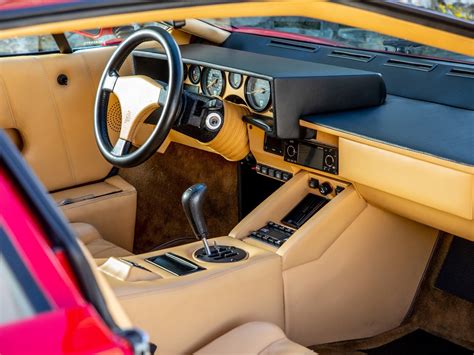 Descubrir 62+ imagen lamborghini countach 25th anniversary interior ...