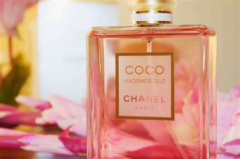 Chanel Coco Mademoiselle | The Most Romantic Fragrance for Valentines Day | Pretty Gloss