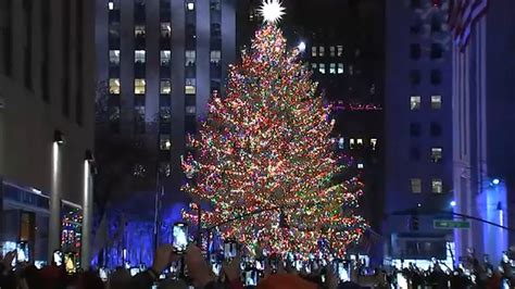 Rockefeller Christmas tree lighting: What to know about the holiday tradition in NYC - ABC7 New York