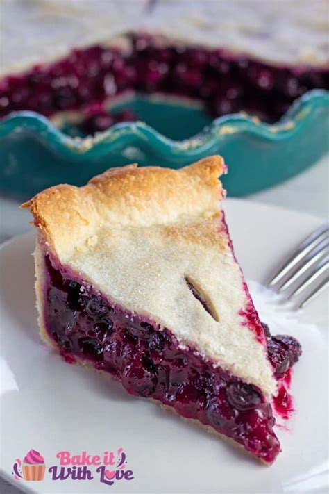 Blueberry Pie: Easy Pie That Isn't Runny!