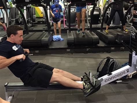 How to Properly Use an Indoor Rowing Machine (Ergometer) - UNC Campus Rec