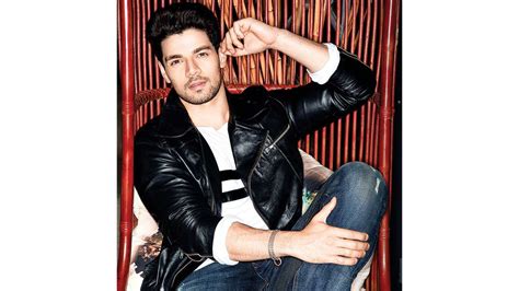 Want to dance with Sooraj Pancholi? Here's you chance..