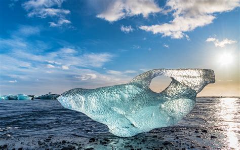 Diamond Beach / Eastern Region / Iceland // World Beach Guide