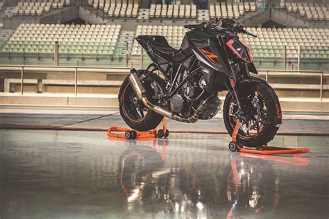 EICMA: Refresh of the KTM Super Duke R - Canada Moto Guide