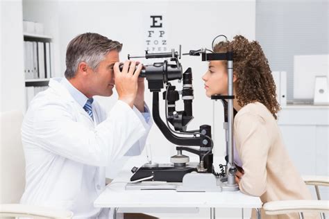 Why Visit Your Optometrist Regularly? | ECCCS