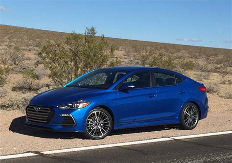 2017 Hyundai Elantra Sport: Desert Heat | AUTOMOTIVE RHYTHMS