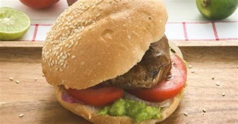 Burger Champignon Portobello à la crème d'avocat - rasha pro /actualité de cuisine