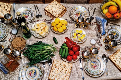 17 Beautiful Pieces for Your Passover Seder | Vogue