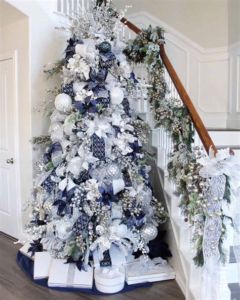 20 Best White and Blue Christmas Tree Ideas