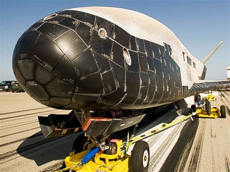 Secret U.S. Space Plane To Land After 22 Months In Orbit : The Two-Way : NPR