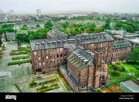 University campus in aberdeen hi-res stock photography and images - Alamy