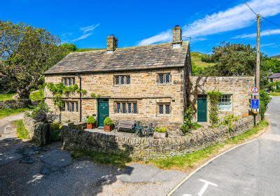 Edale – All about Edale village in the Derbyshire Peak District. Where ...