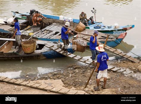 Cambodia, daily life, people, architecture, landscape Stock Photo - Alamy