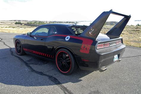 194 MPH Dodge Challenger “Road Runner Superbird” - 95 Octane