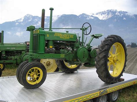 John Deere Model B Tractor: A Product Spotlight | MachineFinder