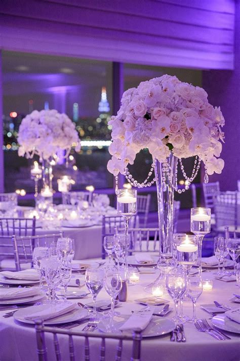 16 Stunning Floating Wedding Centerpiece Ideas - Elegantweddinginvites.com Blog