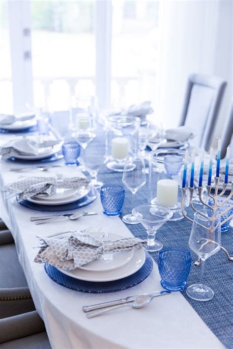 Host Hanukkah Dinner - Fashionable Hostess