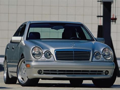 1999 Mercedes-Benz E320 Specs, Safety Rating & MPG – CarsDirect