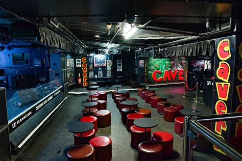 The Cavern Club Front Stage | Liverpool Fun Time Partying Reviews ...