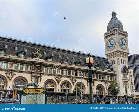 The Gare De Lyon Train Station and Clock, Paris, France. Editorial Photography - Image of ...