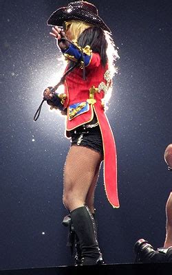 britney on circus tour 2nd fav song/fav Halloween costume | It's ...