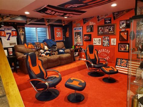 35+ Best Garage Man Cave Ideas and Designs On A Budget (Photos) Music ...