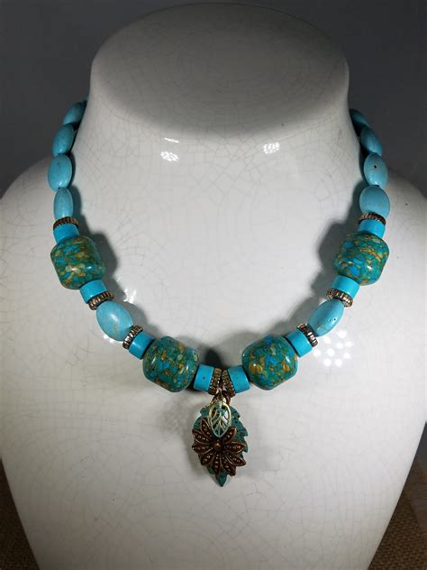 Beautiful turquoise necklace with pendant! - Boney's Gems and Jewelery