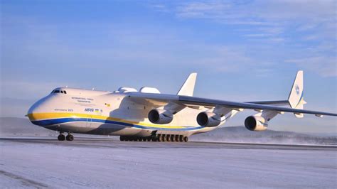 Antonov An-225 Mriya aircraft at the airport wallpaper | aircraft | Wallpaper Better