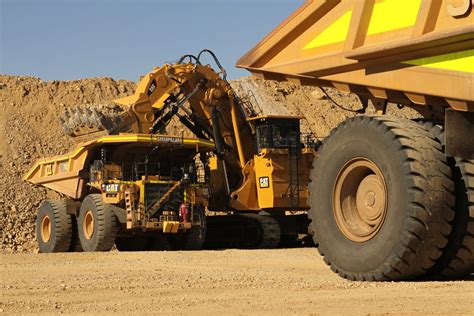 Mining Equipment & Solutions | Cat | Caterpillar