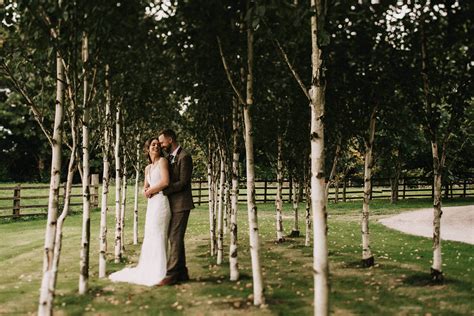 The Out Barn Wedding Photography - Emilie May Photography