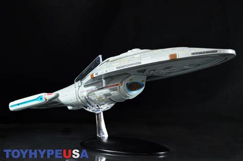 Eaglemoss Star Trek: Voyager 10" XL Edition Starship Review