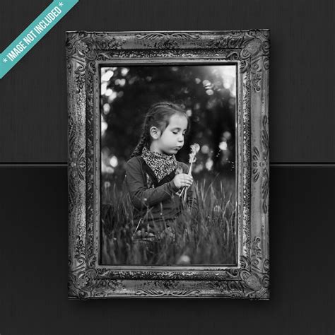 Premium PSD | Vintage frame mockup