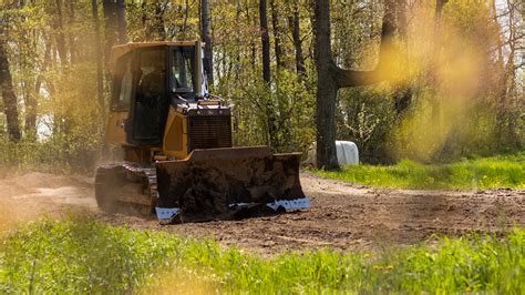 Comparing Bulldozer Brands: Who Makes The Best One?